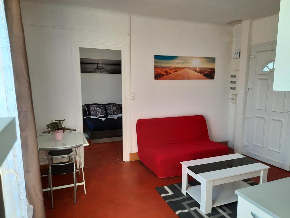 Le Studio D Olivia Avallon Eksteriør billede